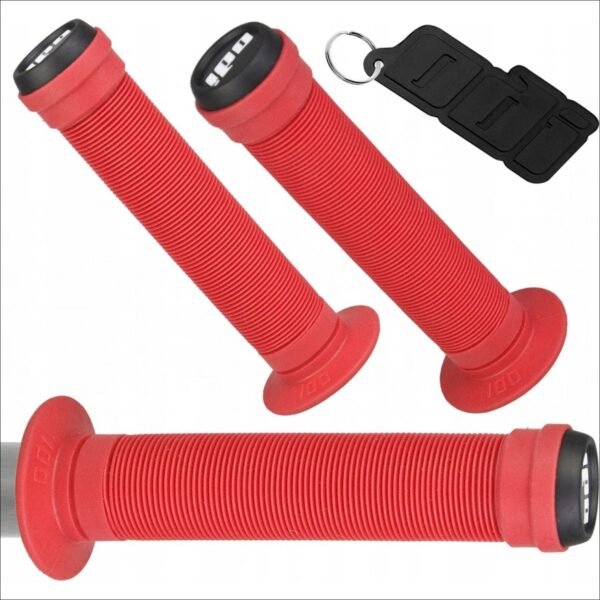 The ODI Longneck ST grips are classic, soft, ribbed grips designed for BMX, scooters, and other handlebar-based sports. Featuring a flanged design and durable yet comfortable rubber material, these grips provide excellent shock absorption and control.