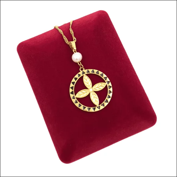 Clover Necklace with Pearl - Gold-plated Surgical Steel